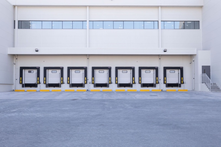 Group AMANA has been awarded the construction of the Almarai Logistics and Office Facility in ICAD 3, Abu Dhabi, a 52,000 sqm development designed to support Almarai's growing logistics and distribution operations. The facility will feature advanced warehousing, cold storage, and office spaces, incorporating pre-engineered steel structures, refrigeration systems, modern fire protection solutions, EV charging stations, and integrated smart building technologies.