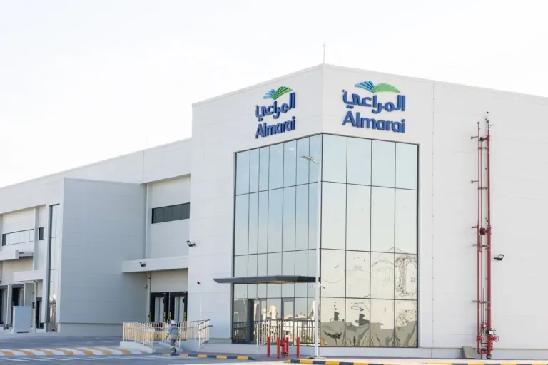 Group AMANA has been awarded the construction of the Almarai Logistics and Office Facility in ICAD 3, Abu Dhabi, a 52,000 sqm development designed to support Almarai's growing logistics and distribution operations. The facility will feature advanced warehousing, cold storage, and office spaces, incorporating pre-engineered steel structures, refrigeration systems, modern fire protection solutions, EV charging stations, and integrated smart building technologies.