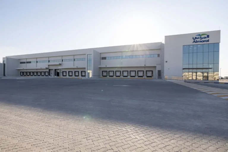 Group AMANA has been awarded the construction of the Almarai Logistics and Office Facility in ICAD 3, Abu Dhabi, a 52,000 sqm development designed to support Almarai's growing logistics and distribution operations. The facility will feature advanced warehousing, cold storage, and office spaces, incorporating pre-engineered steel structures, refrigeration systems, modern fire protection solutions, EV charging stations, and integrated smart building technologies.