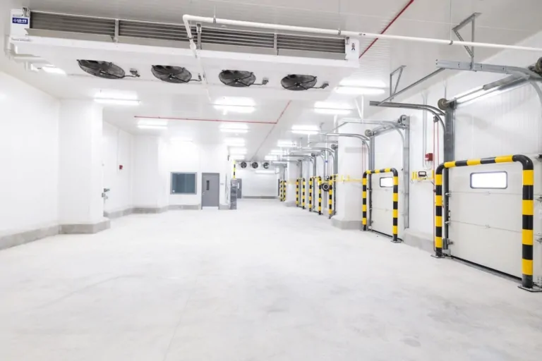 Group AMANA has been awarded the construction of the Almarai Logistics and Office Facility in ICAD 3, Abu Dhabi, a 52,000 sqm development designed to support Almarai's growing logistics and distribution operations. The facility will feature advanced warehousing, cold storage, and office spaces, incorporating pre-engineered steel structures, refrigeration systems, modern fire protection solutions, EV charging stations, and integrated smart building technologies.