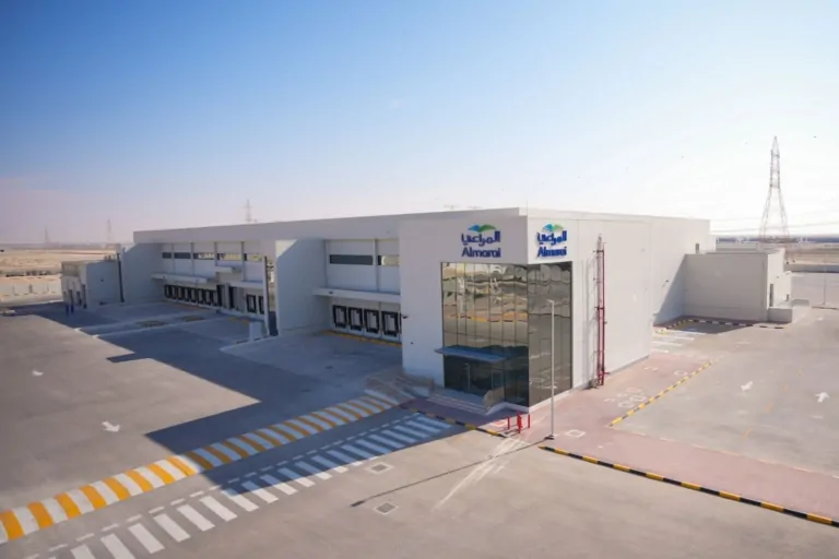 Group AMANA has been awarded the construction of the Almarai Logistics and Office Facility in ICAD 3, Abu Dhabi, a 52,000 sqm development designed to support Almarai's growing logistics and distribution operations. The facility will feature advanced warehousing, cold storage, and office spaces, incorporating pre-engineered steel structures, refrigeration systems, modern fire protection solutions, EV charging stations, and integrated smart building technologies.